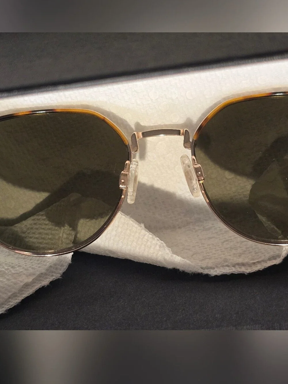 Maui Jim Island Eyes Super Light Weight. Perfect For Everyday Used